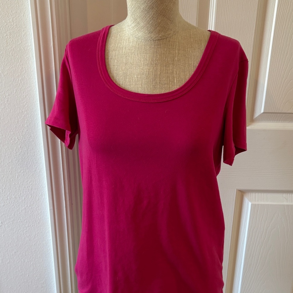 Chico’s Women's Scoop Neck Short Sleeve Top - Fuchsia Pink Size 1